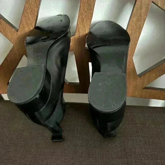 Vince black leather ankle boots used like a new Size 8 - Picture 12 of 12